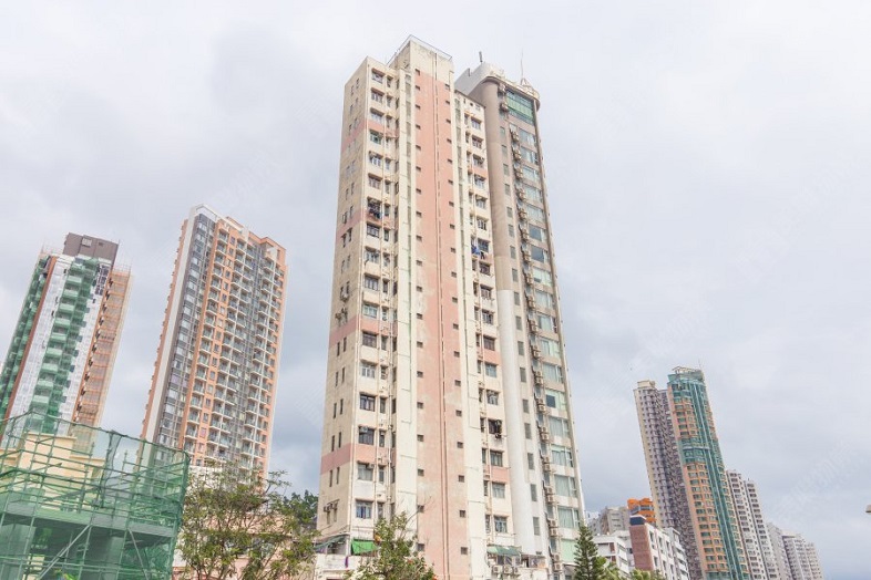 香港仔四喜大廈316實呎海景戶減價105萬元 首置客斥495萬元入市  實呎價15,665元