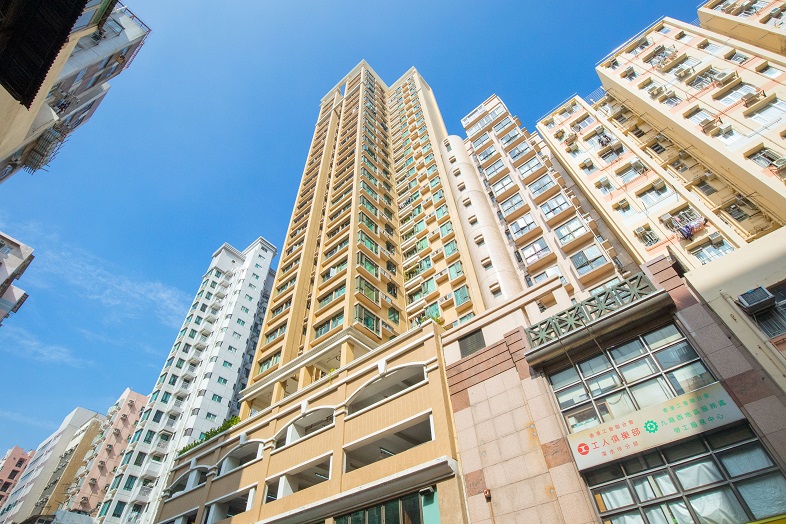 换楼客睇相入市菁盈雅轩 3房户745万元易手 低市价约3%