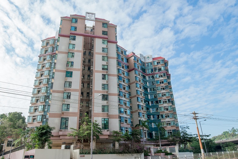 御豪山庄2房489实呎户放盘一日即成交 首置客595万元入市 高市价约6%