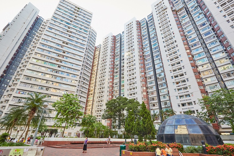 夫妇睇楼1次即租北角和富中心 826实呎3房户月租2.6万元 实呎租约31.5元