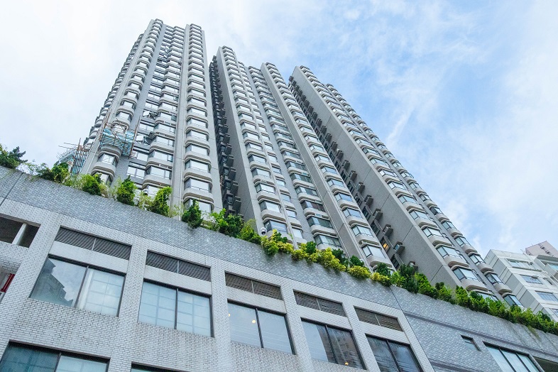 景雅花园全维港海景原则3房户 月租3.65万元 实呎租约47.1元