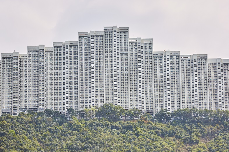 华景山庄实用价仅约1万元 施政后加快入市 低层2房户550万元易手