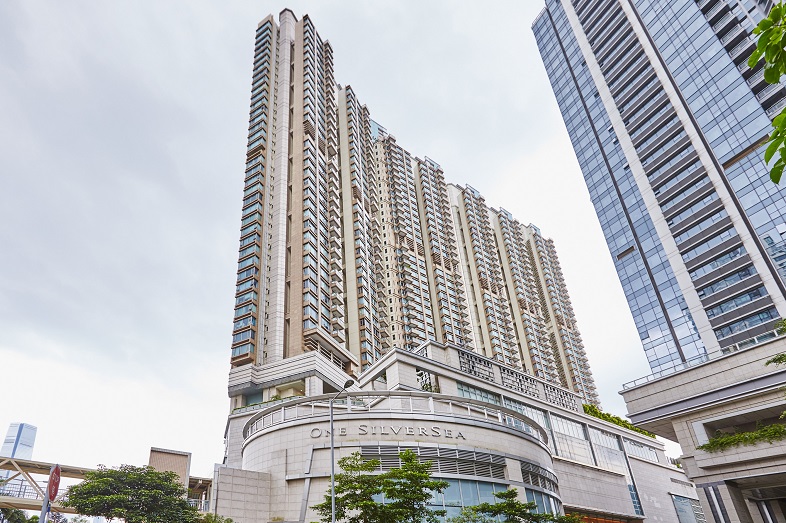 一号银海极低层海景3房户 家庭客斥3.5万元承租 属市价成交