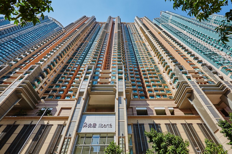 受惠減息用家入市加快 昇悅居兩房戶828萬易手 首置客睇樓一次即拍板自住