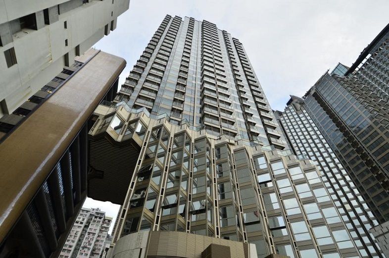 维港颂三房连车位7万元租出 内地数据商老板“零议价”即睇即签