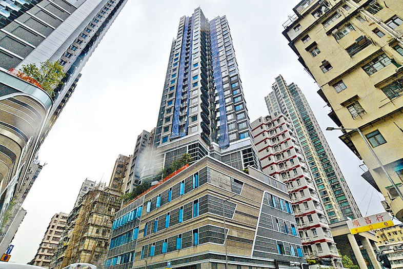 愛海頌中層2房戶 外區首置客心儀單位景觀開揚 斥800萬元入市