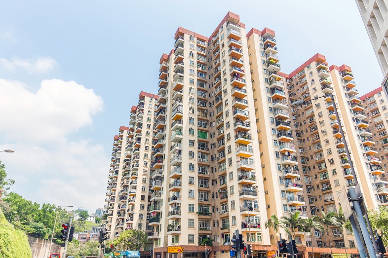 美孚新邨中層4房套連工人房單位 同區家庭客斥3.45萬元承租 業主享回報約9.9厘